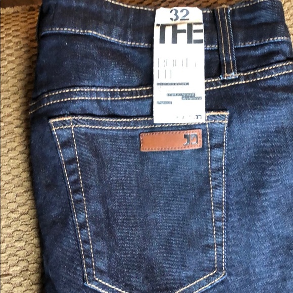 Joe's Jeans Denim - Joes size 32 Honey Booty Fit